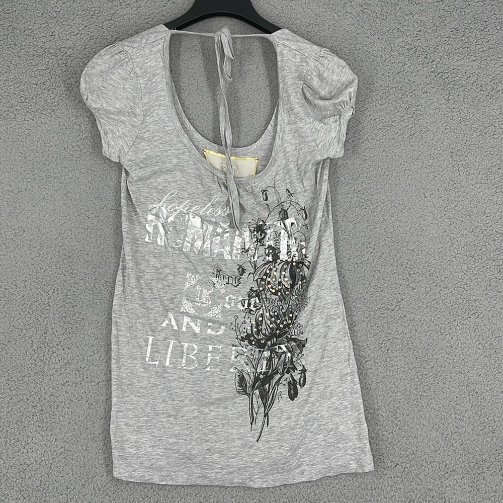 For Love and Liberty gray sequins scoop neck angled sleeve women’s small shirt